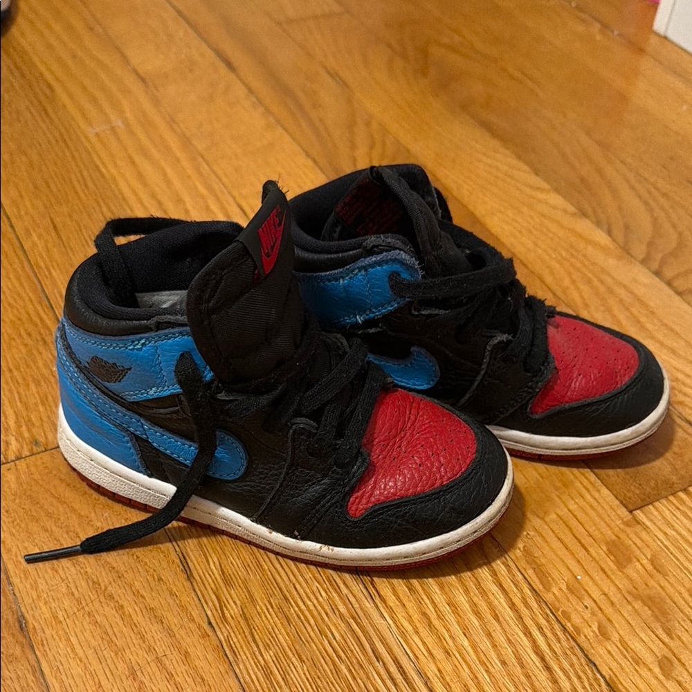 Nike Toddler Jordan’s High-Top Sneakers in Black, Red & Blue Size 9